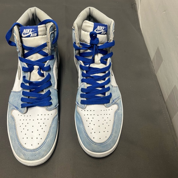Size 12 - Jordan 1 Retro OG High Hyper Royal - Picture 6 of 8